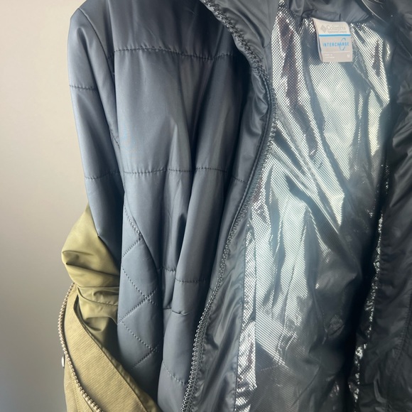 Columbia Women's Carson Pass Waterproof Insulated Interchange Jacket - Picture 14 of 15